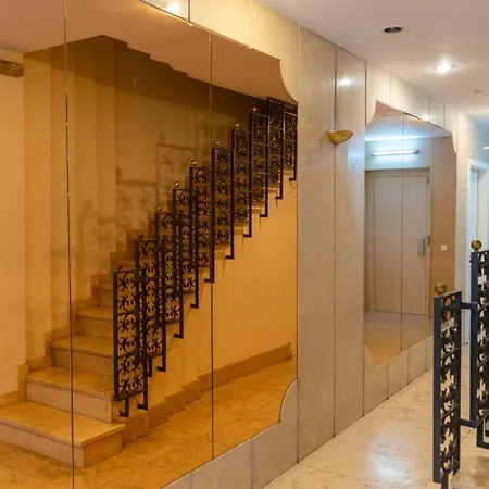 Cozy In Residential Center By Maison Pinata Apartament *