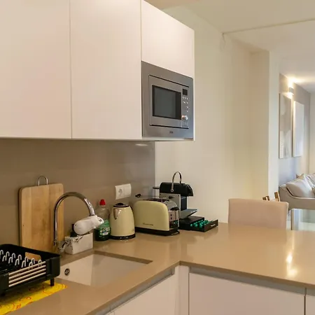 Apartment Cozy In Residential Center By Maison Pinata *