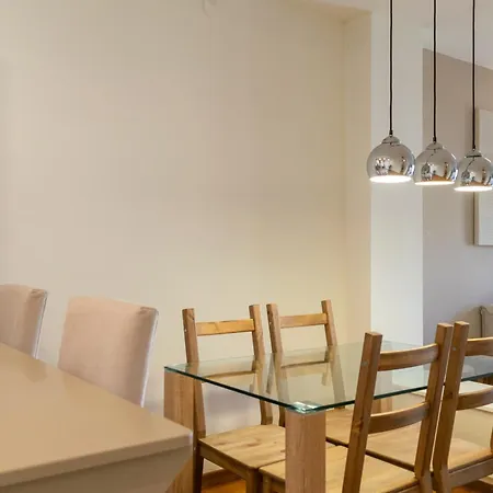 Cozy In Residential Center By Maison Pinata * Barcelona